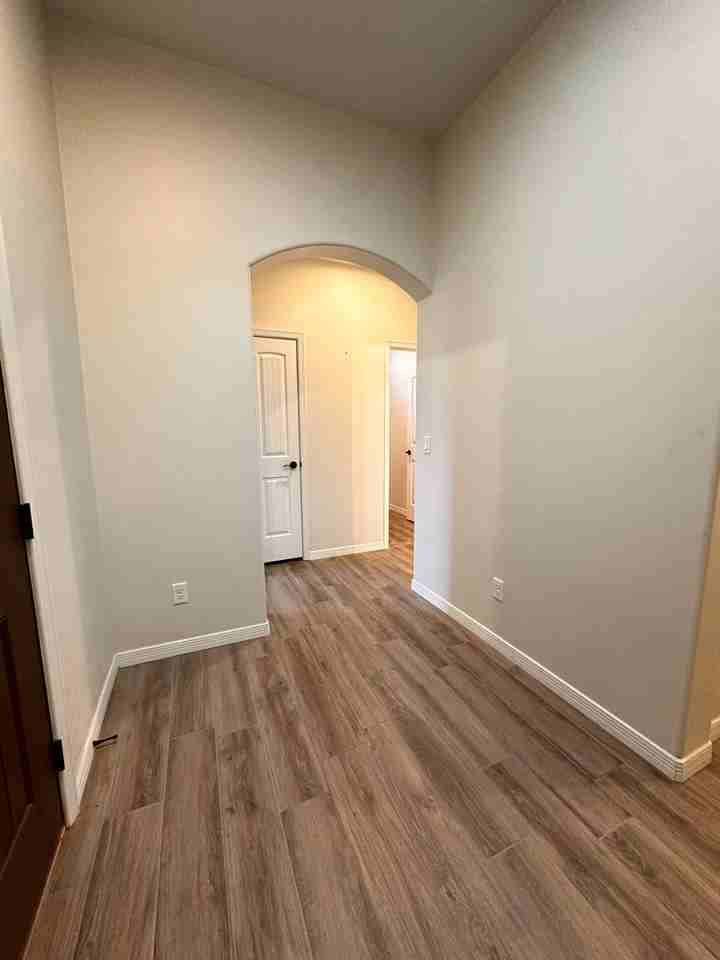 118 Scotland Ct - Photo 3 of 29