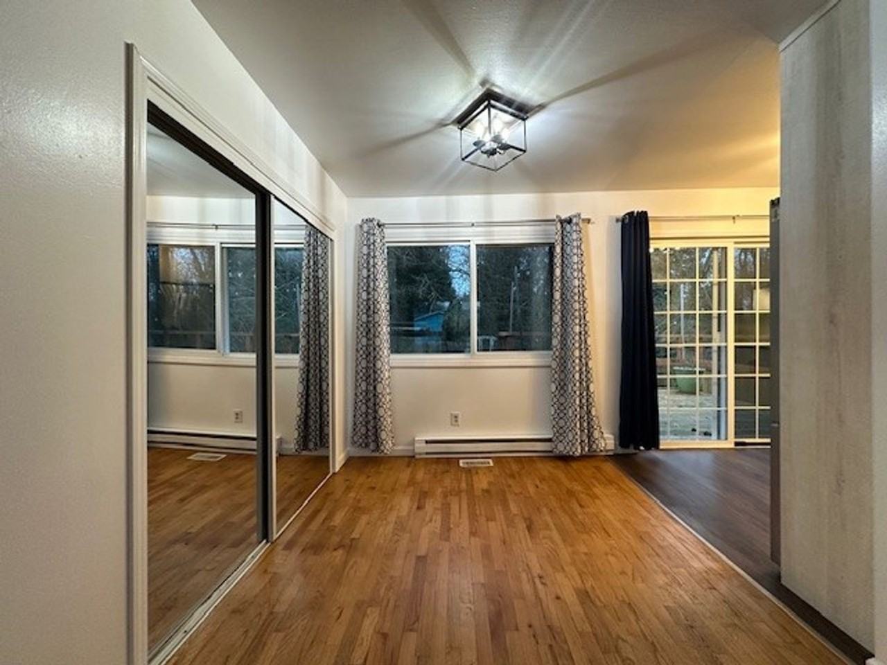 1833 S 246th Pl - Photo 2 of 13