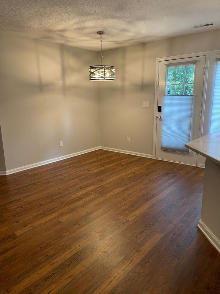 5521 Fieldcross Ct - Photo 5 of 22