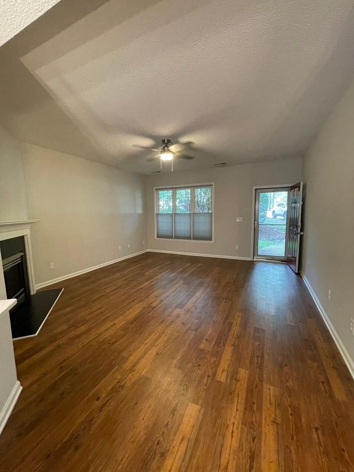 5521 Fieldcross Ct - Photo 6 of 22