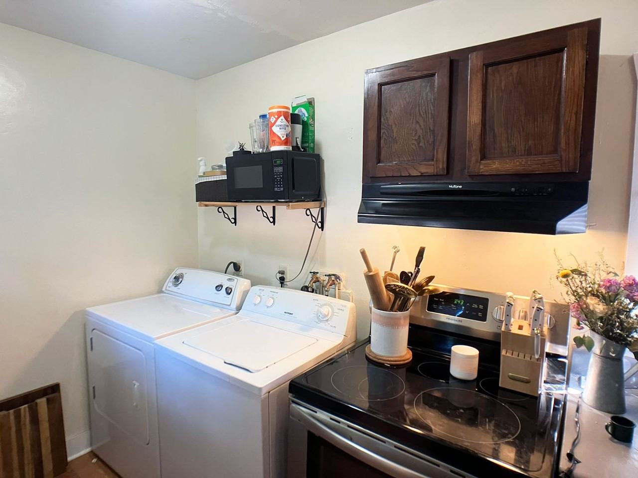 819 Nw 6th Ave - Photo 6 of 12