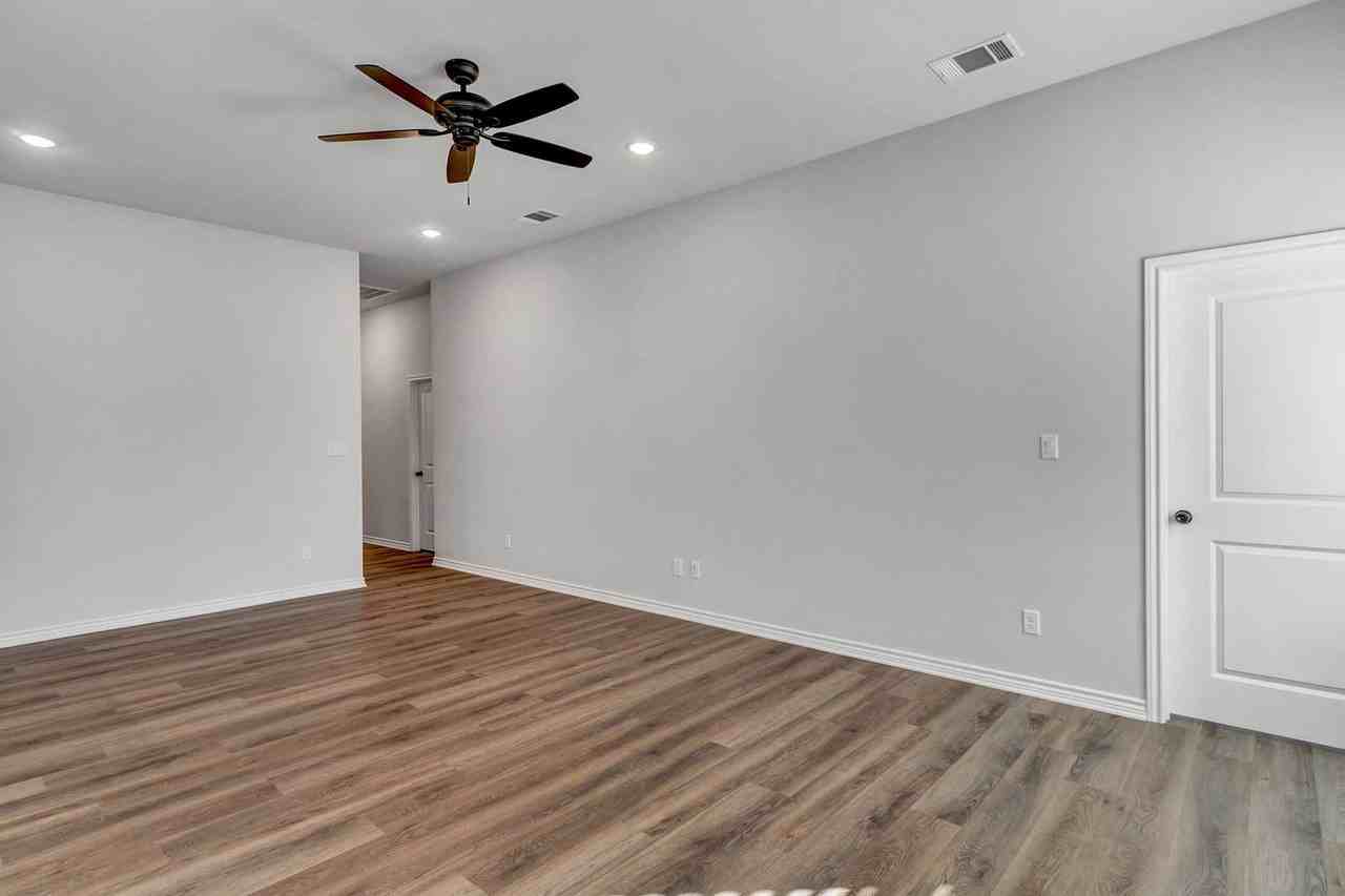 2307 Flint River Rd #102 - Photo 2 of 14
