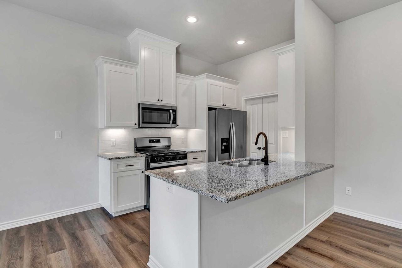 2307 Flint River Rd #102 - Photo 4 of 14