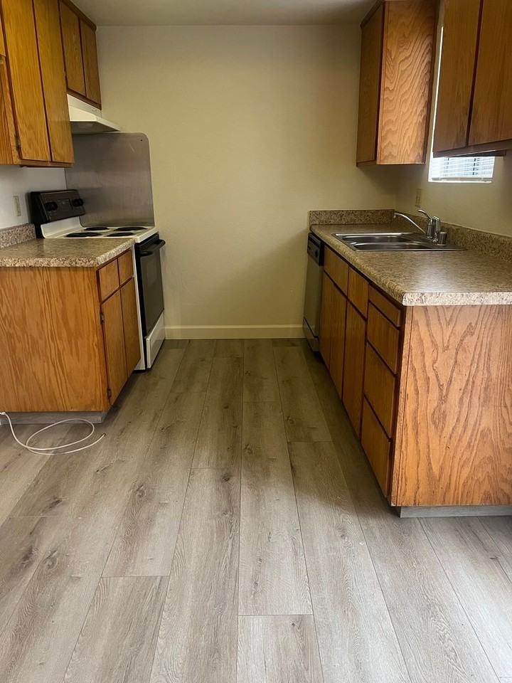 6404 Denton Way - Photo 5 of 13