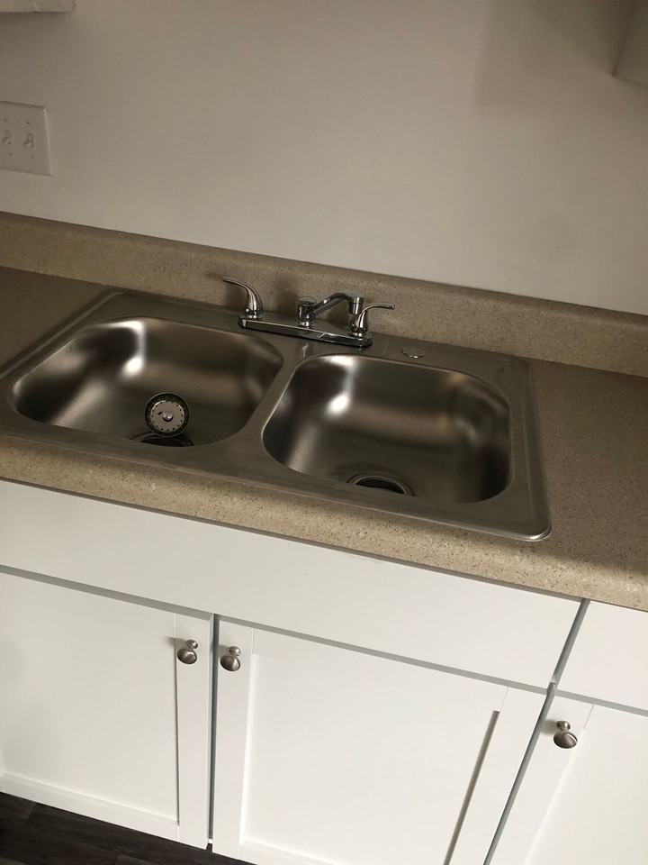 Quiet end of street in Summerville townhome - Photo 5 of 9