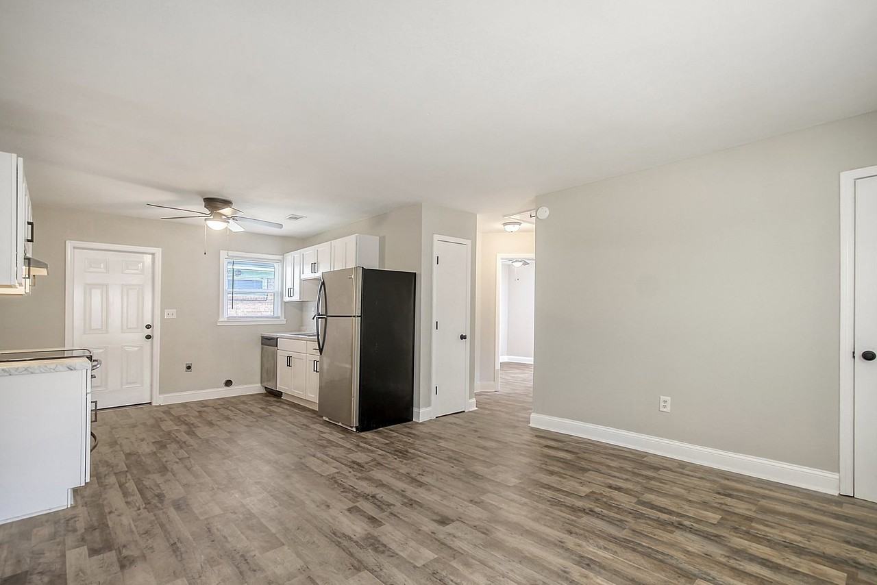 1552 Orange Grove West Ashley - Photo 3 of 19