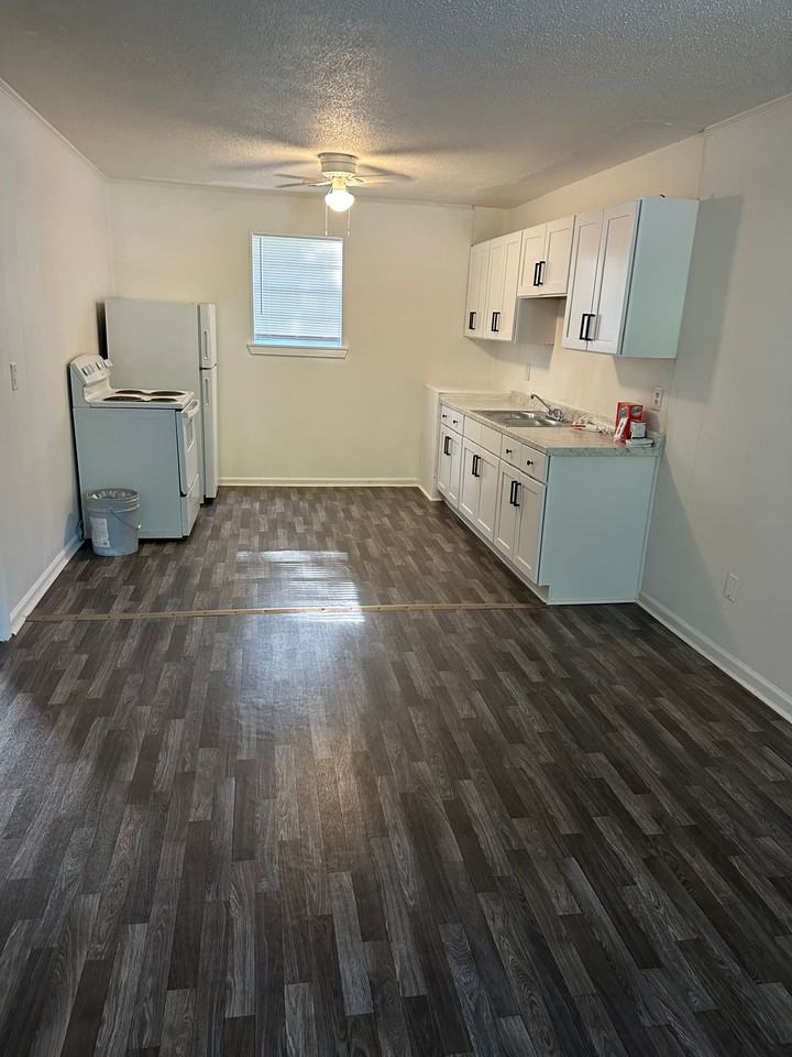 Sumner Place in the heart of North Charleston - Photo 3 of 15