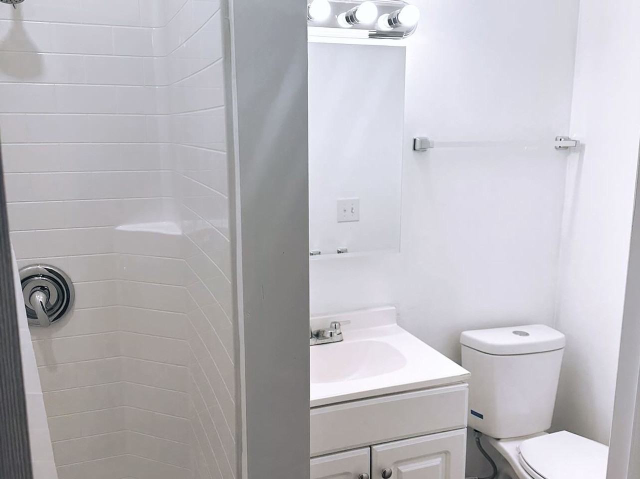 Dobson Place 5640 - Photo 2 of 18