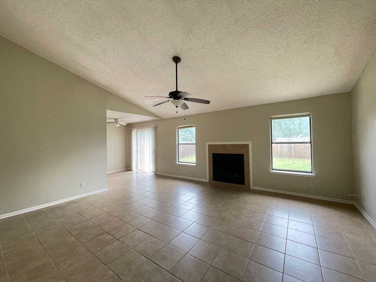 1701 West Ln - Photo 6 of 17