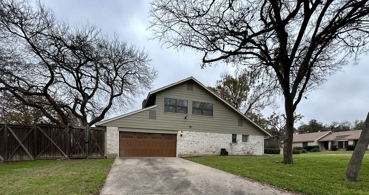3304 Spotted Horse Trl - Photo 3 of 30
