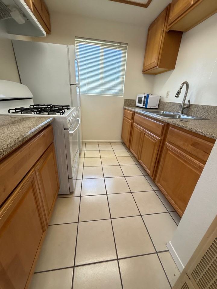 73942 Gorgonio Dr - Photo 5 of 9