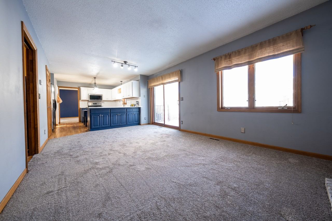 4619 Bower Path - Photo 3 of 32