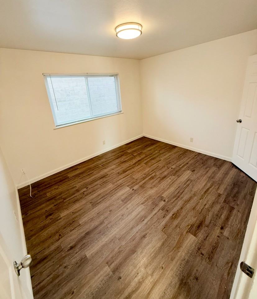 20078 Lake Chabot Rd #20078 - Photo 3 of 10