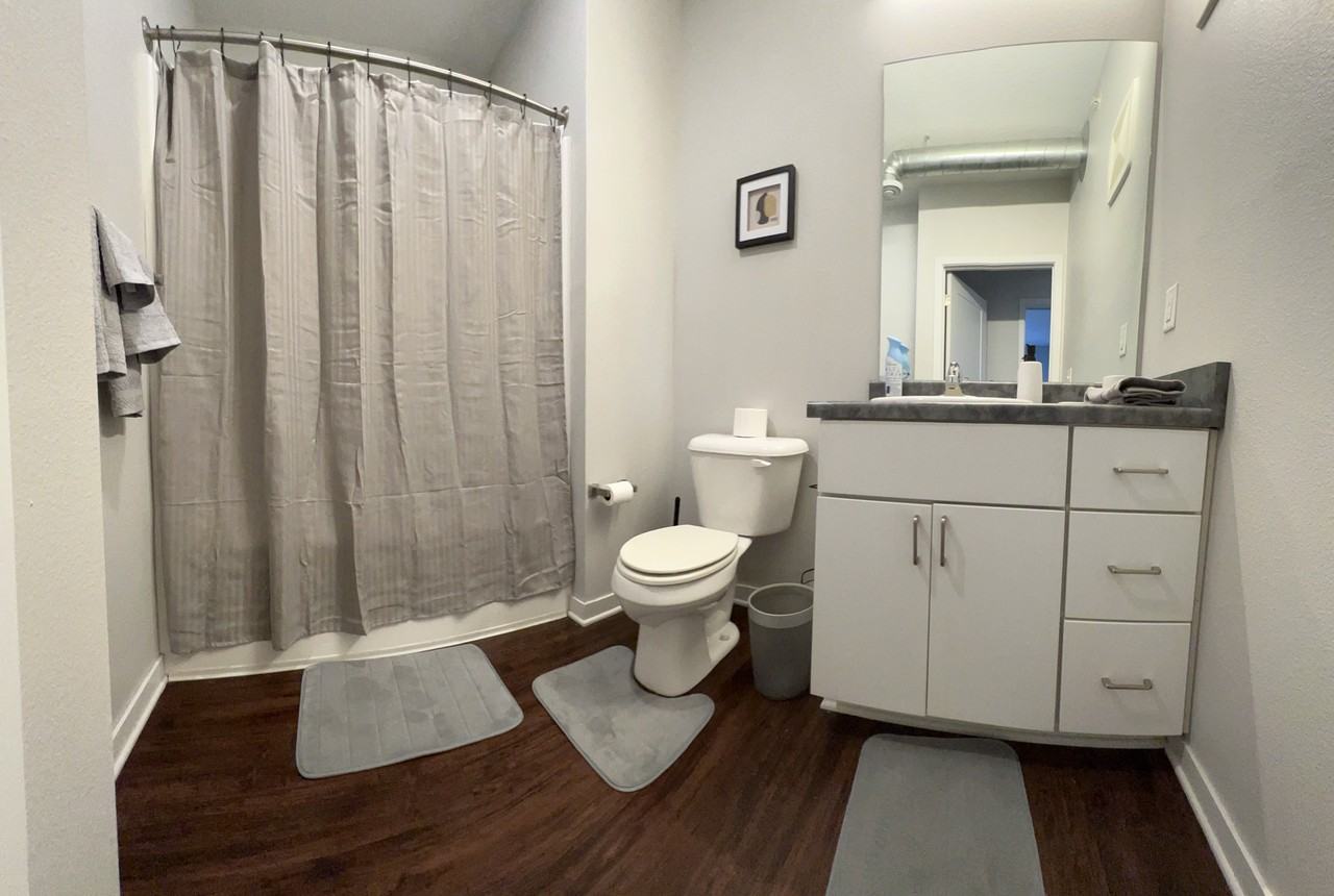 922 8th St #209 - Photo 2 of 13