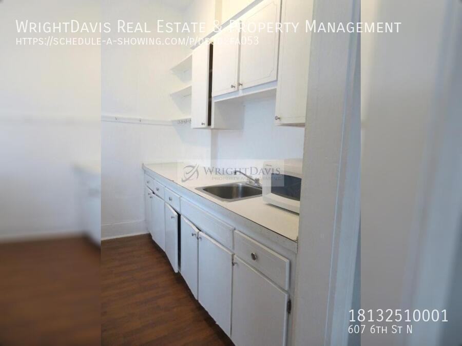 607 6th St N - Photo 7 of 14