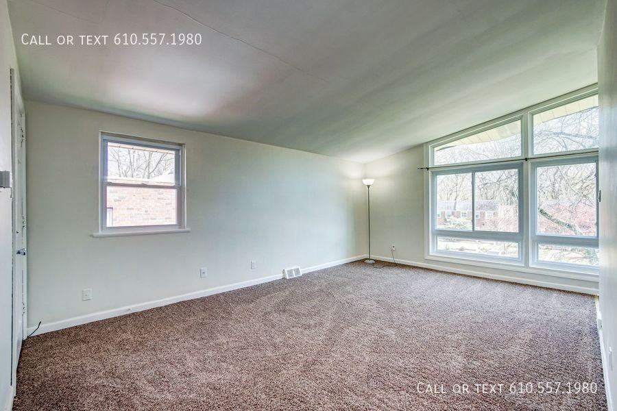 227 E Maryland Ave #2 - Photo 2 of 13