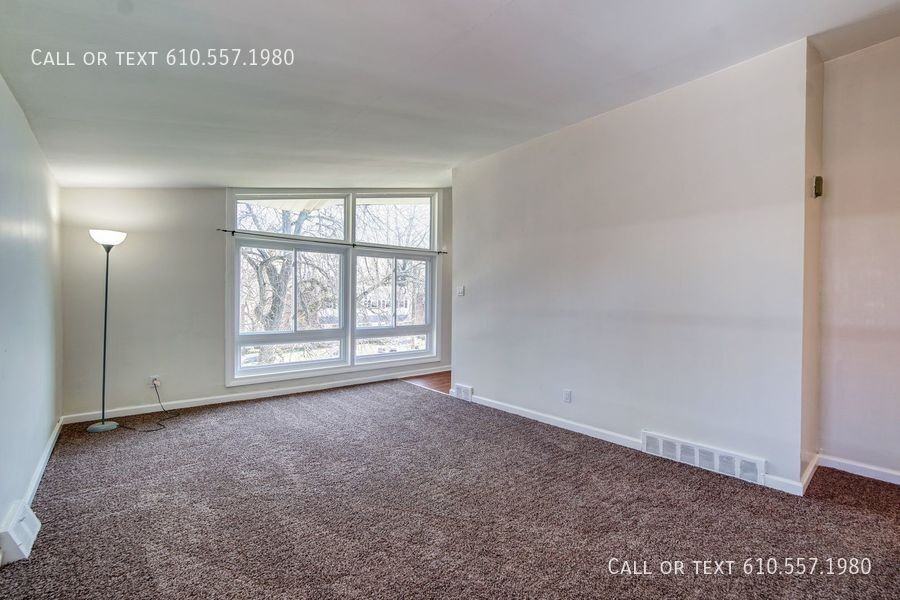 227 E Maryland Ave #2 - Photo 3 of 13