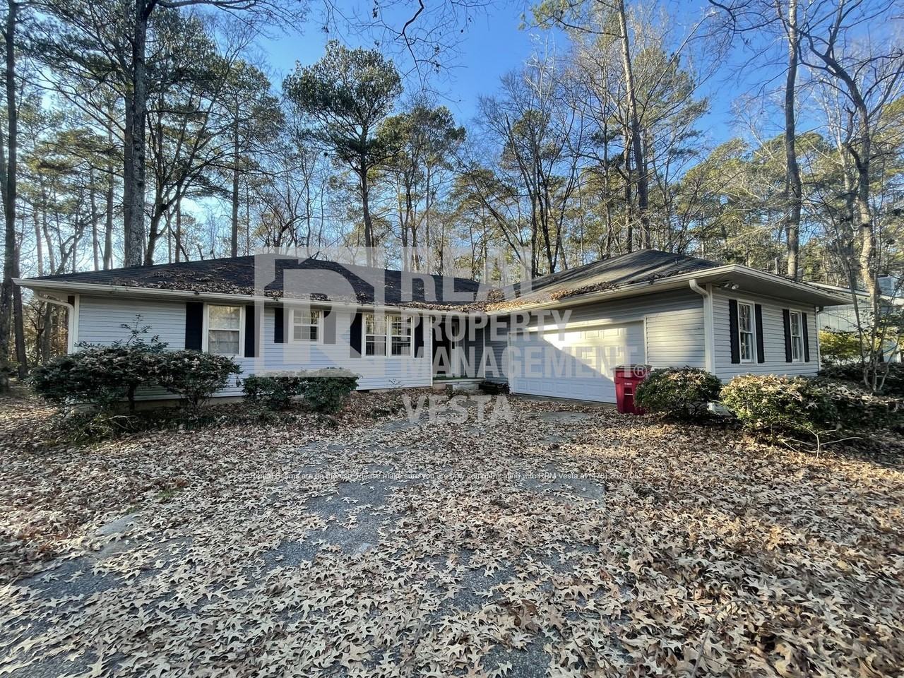 553 Beauregard Dr - Photo 2 of 19