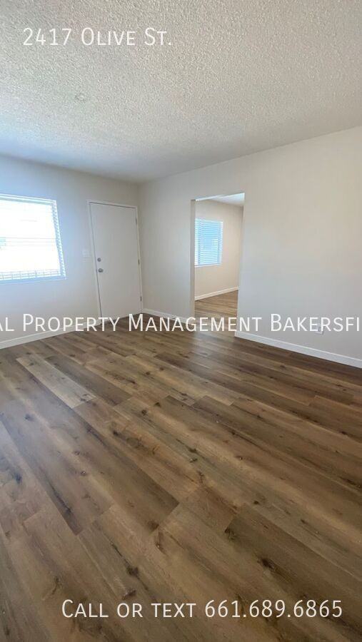 2417 Olive St - Photo 2 of 10