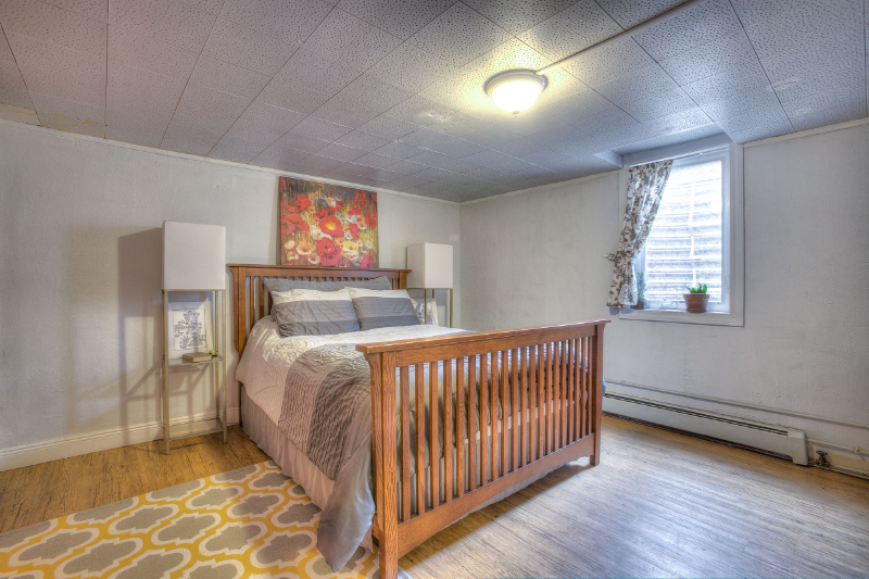 401 Lilac Ln #B - Photo 4 of 13