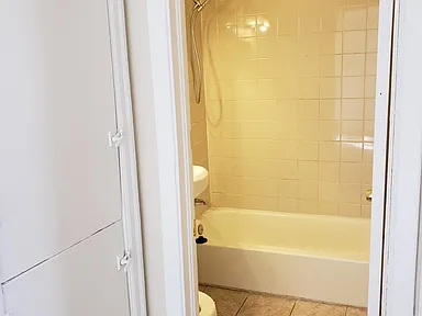 845 Perry St - Photo 2 of 11