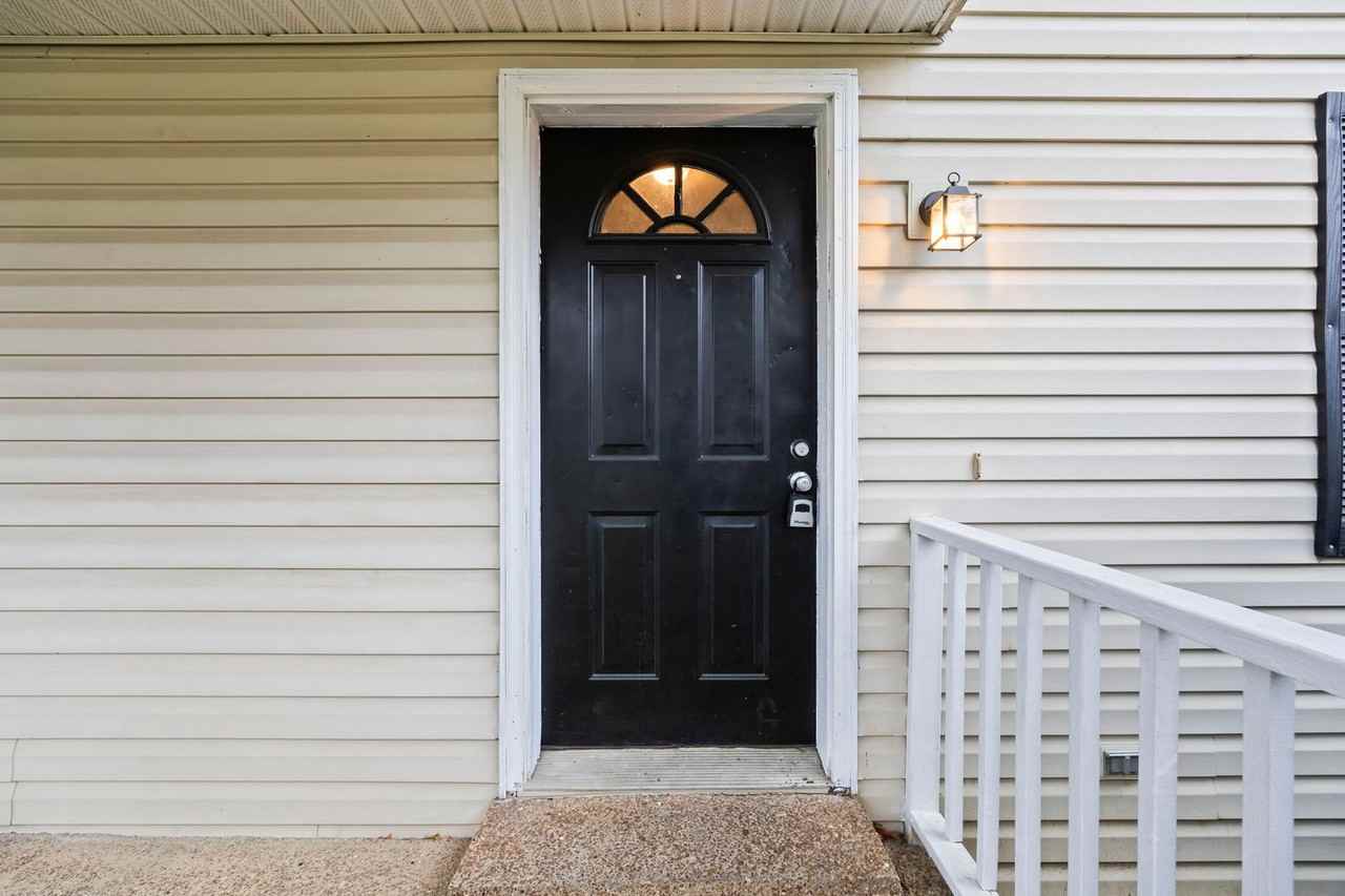 1036 Patio Dr - Photo 3 of 23