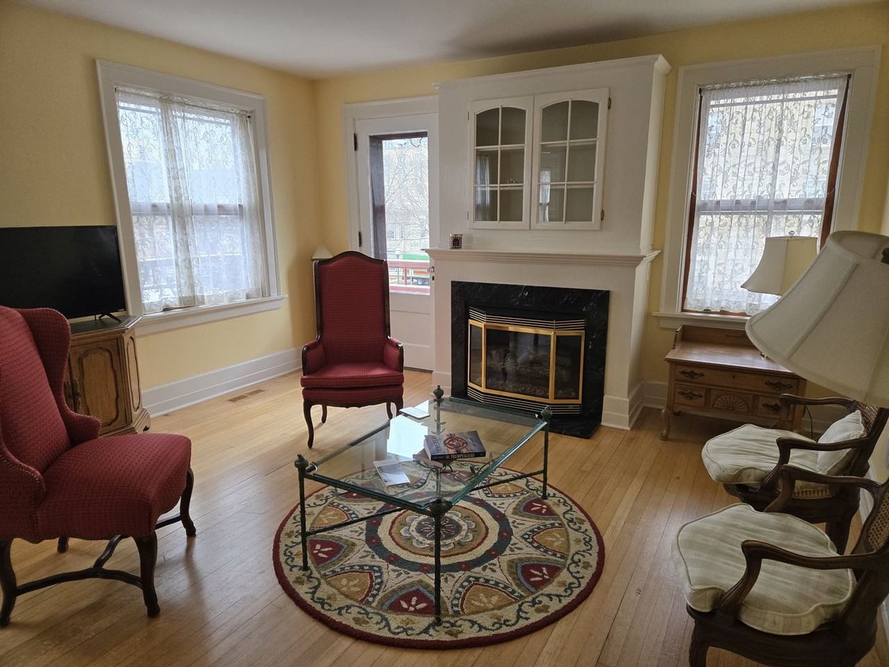 25 Langdon St - Photo 3 of 17