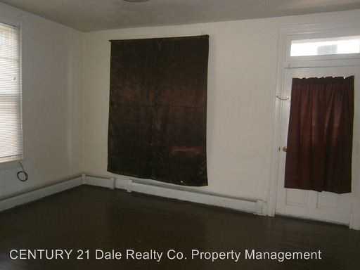 215 Abbottstown St - Photo 2 of 8