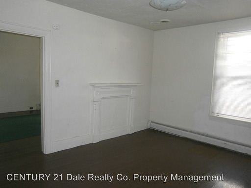 215 Abbottstown St - Photo 3 of 8