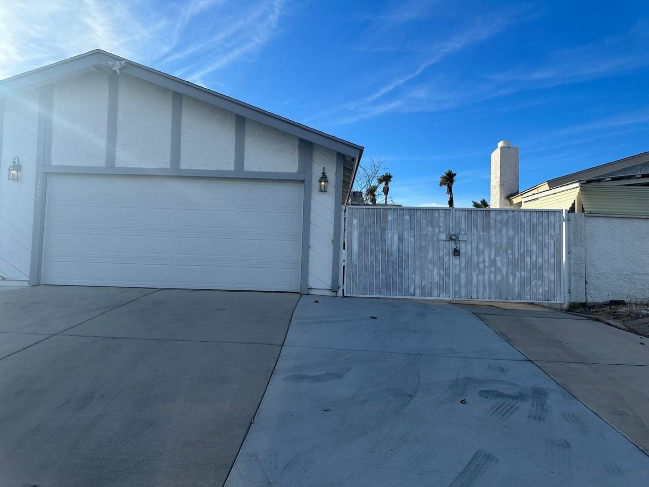 3955 Redwood St - Photo 2 of 21