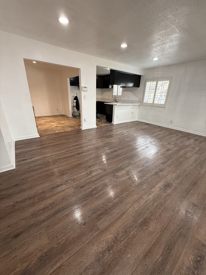 11235 Colyer Ave #NA - Photo 2 of 18