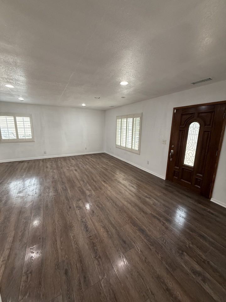 11235 Colyer Ave #NA - Photo 3 of 18
