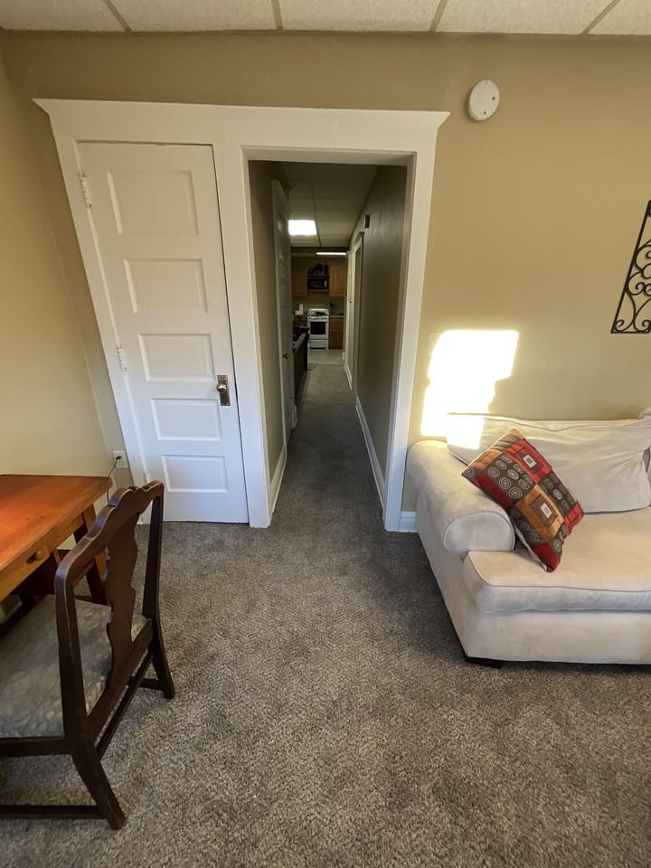 124 N 8th Ave E #A - Photo 5 of 14