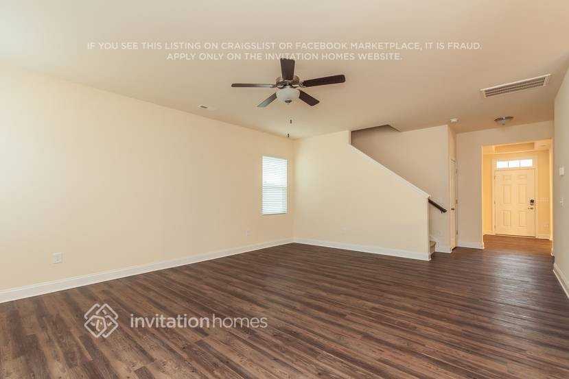 9849 Maywine Cir - Photo 3 of 18