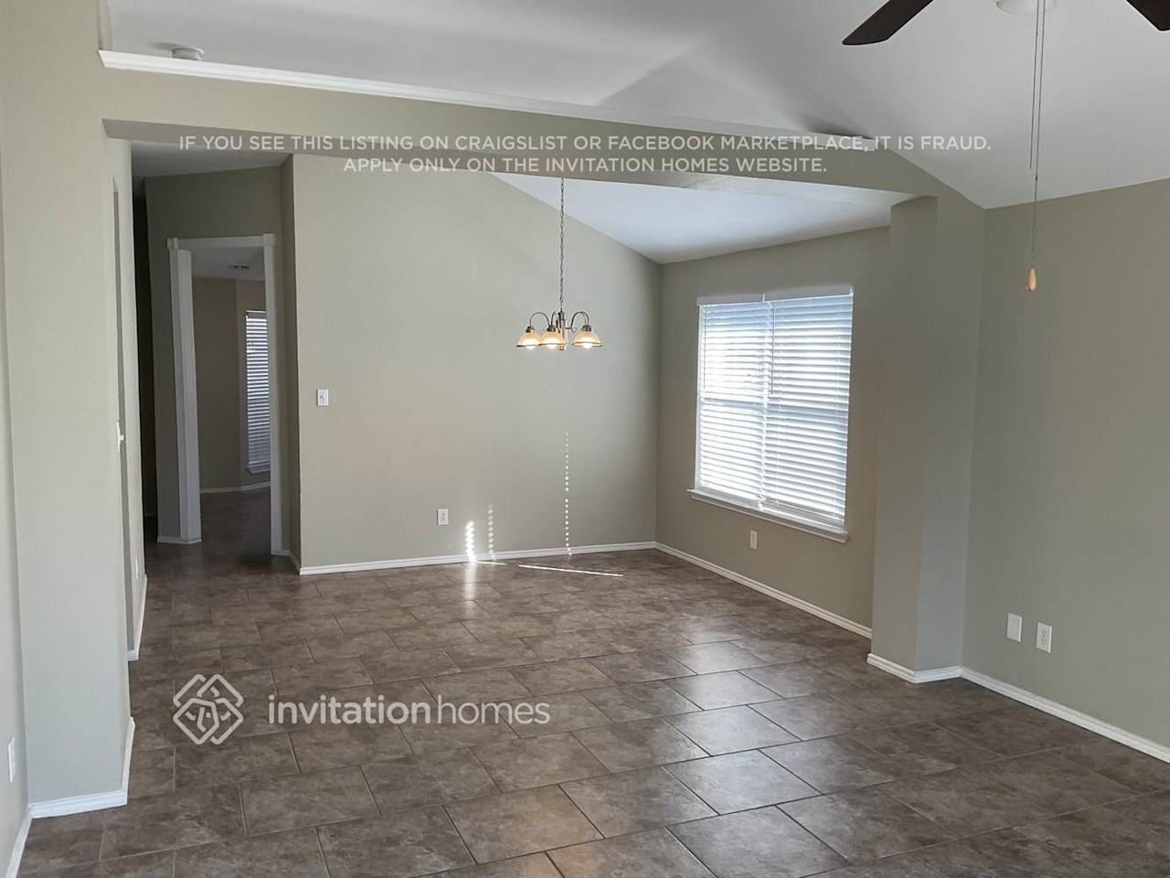 1828 Cedar Tree Dr - Photo 3 of 13