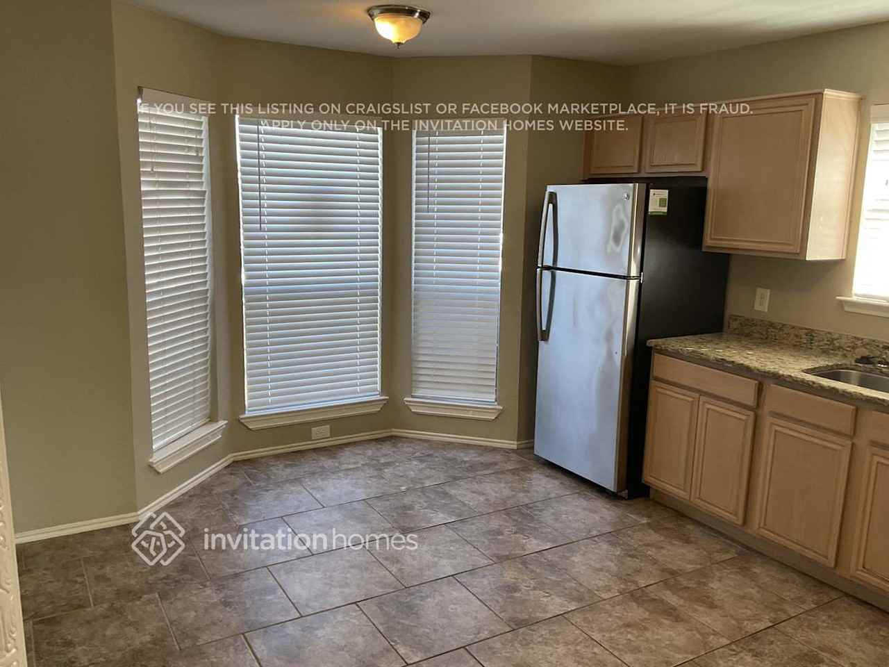 1828 Cedar Tree Dr - Photo 4 of 13