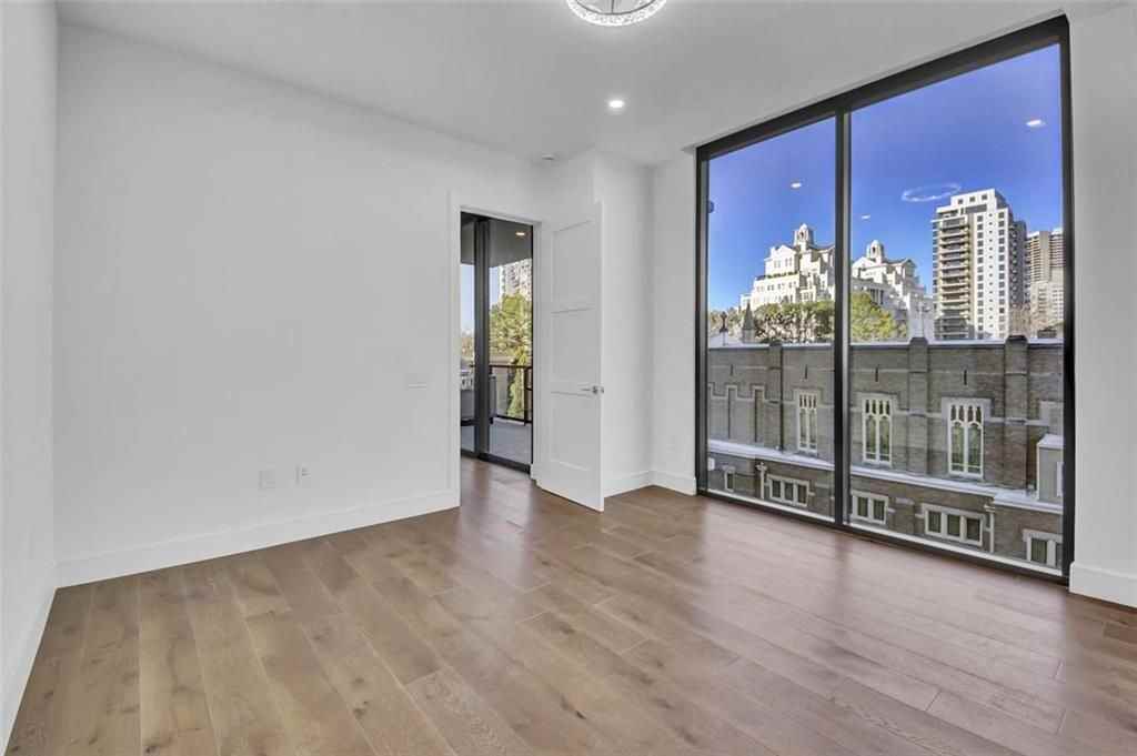 2425 Peachtree Rd Ne ##503 - Photo 5 of 25