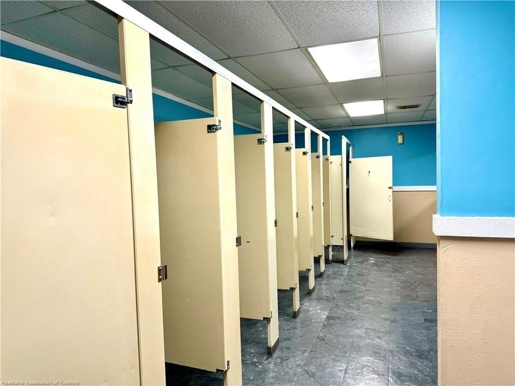 1091 W Main St - Photo 7 of 10