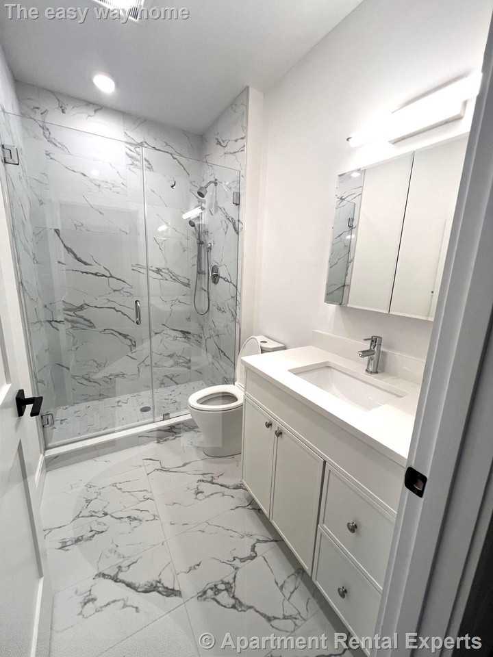 157 Everett St #203 - Photo 7 of 12