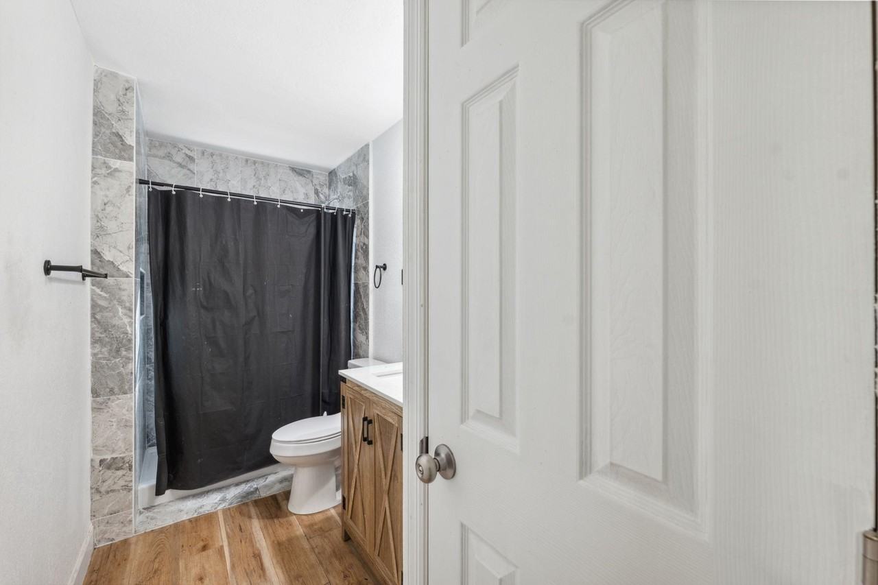 N 11th St - Photo 2 of 14