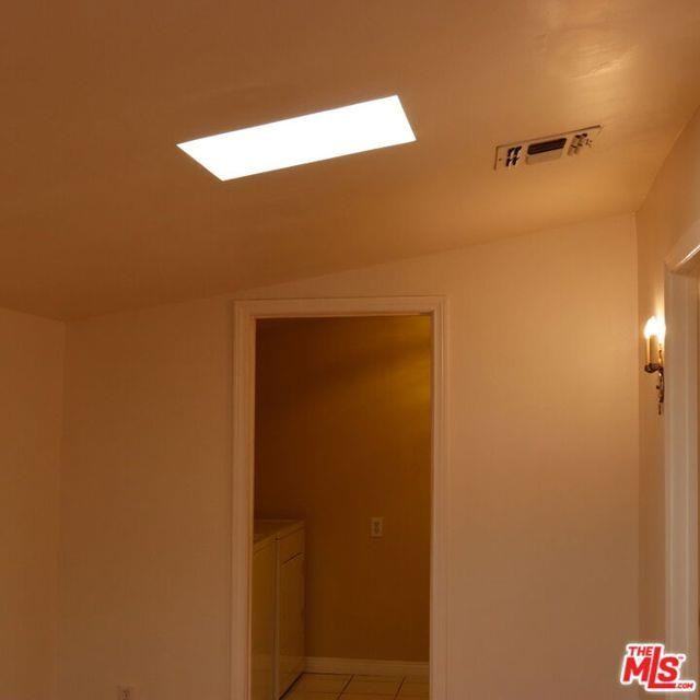 8711 Sherwood Dr - Photo 2 of 8