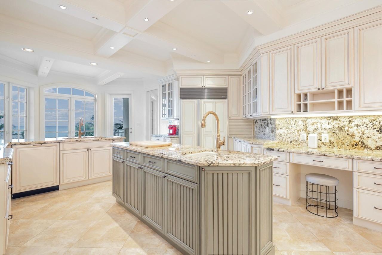 120 Jupiter Key Rd #PH4 - Photo 4 of 30