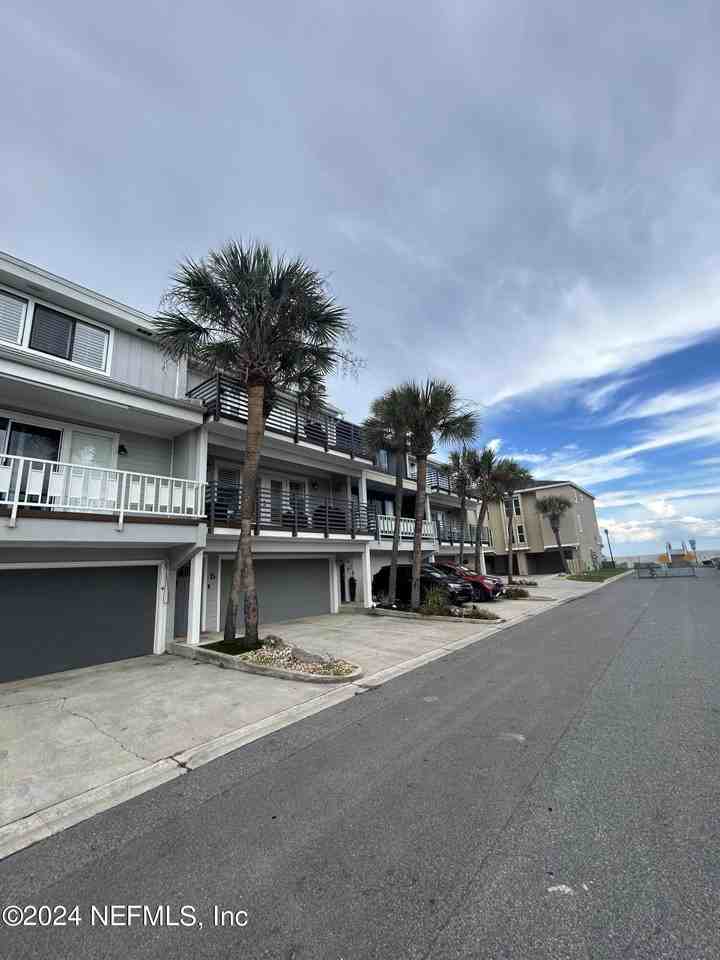 7 21st Ave S - Photo 3 of 28