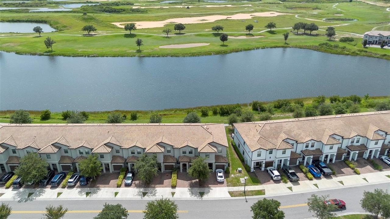 1270 Royal St George Blvd - Photo 3 of 30