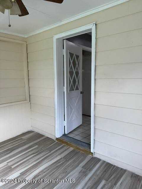 401 N Main St - Photo 3 of 11