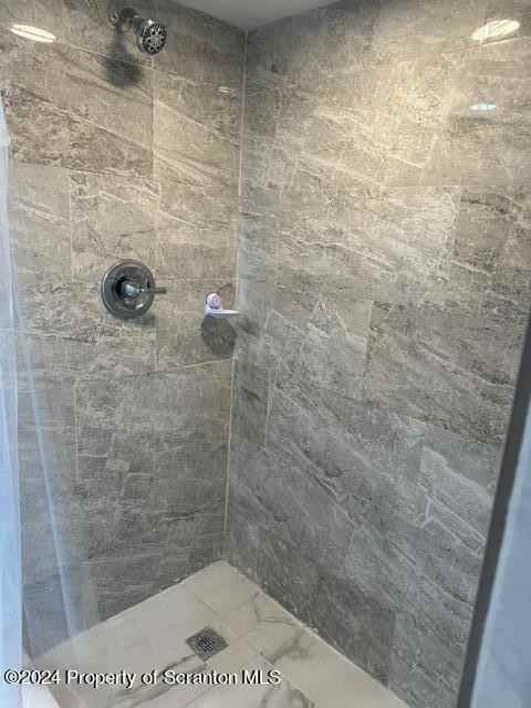 401 N Main St - Photo 7 of 11