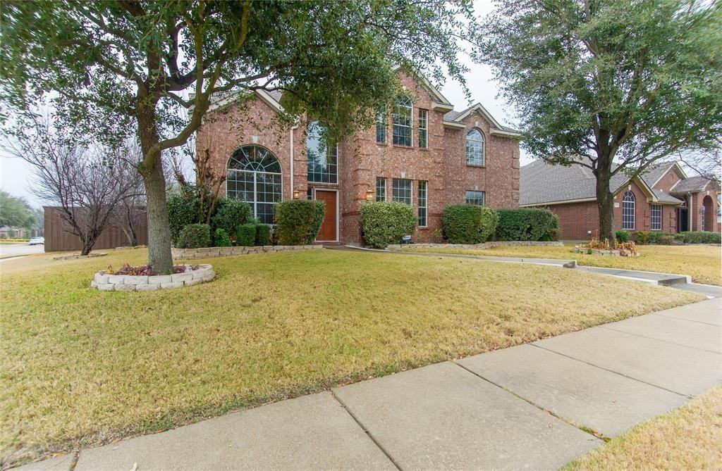 1012 Carlsbad Dr - Photo 2 of 37