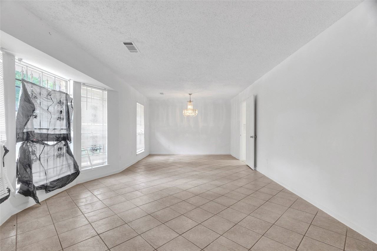 7143 Osage St - Photo 3 of 16