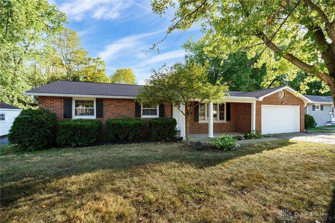 165 E North St - Photo 3 of 35