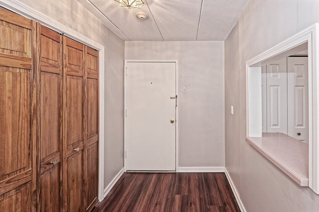 85 Commons Dr - Photo 4 of 29